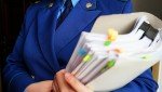 В Унече по иску прокуратуры в пользу несовершеннолетней взыскана компенсация морального вреда